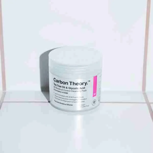 Carbon Theory, Facial Cleansing Pads 60 ks, odličovacie tampóny