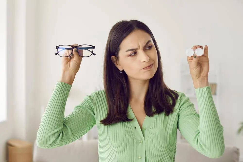 Meníte okuliare za šošovky? Toto by ste mali vedieť