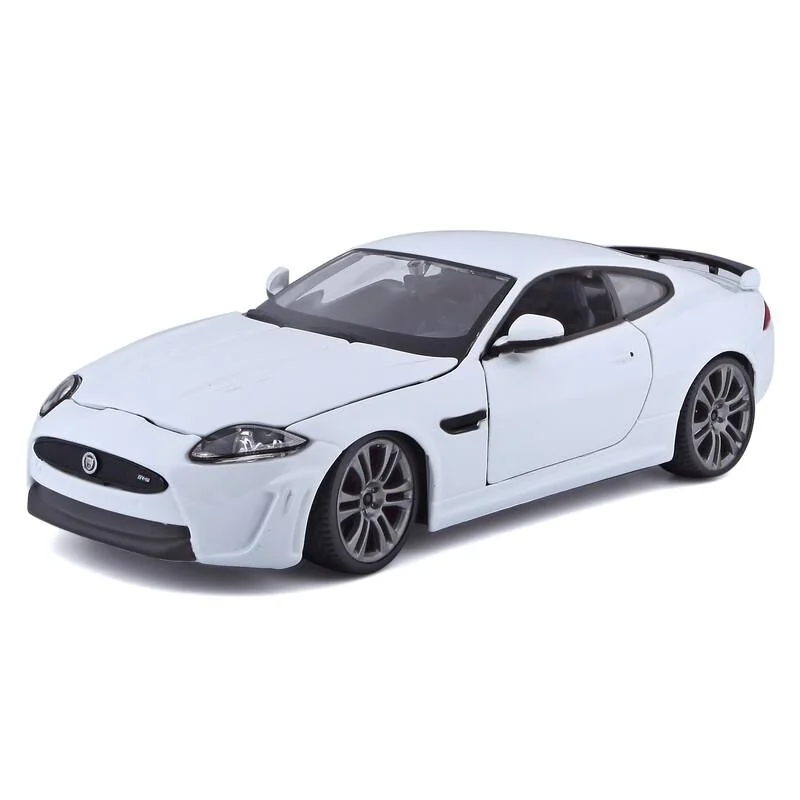 BBURAGO - 1:24 Jaguár XKR-S White 