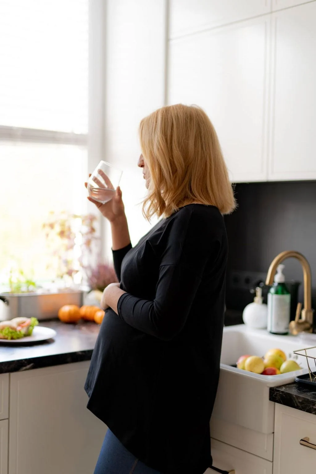 MILK LOVE Tehotenská a dojčiaca tunika čierna L 