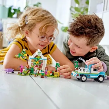 LEGO® Friends 41707 Auto Sadič stromov 1×1 ks, lego stavebnica