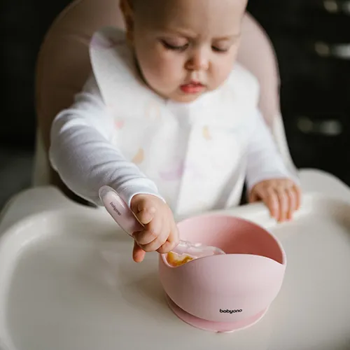 BABYONO Miska silikónová s prísavkou - pink 6m+ 1×1 ks, silikónová myška