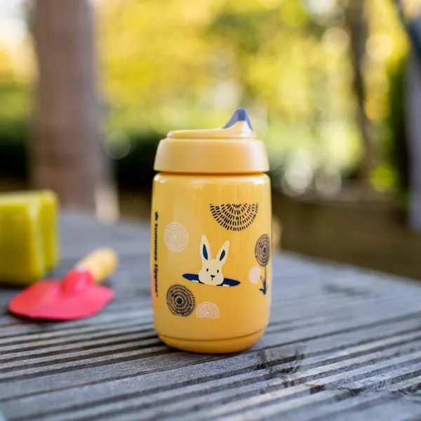 Tommee Tippee Superstar Sipper Netečúci hrnček 390 ml, 12m+, Žltý 1×1 ks, netečúci hrnček