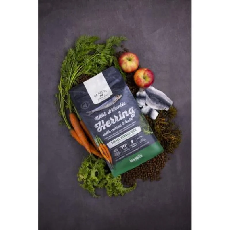 GO NATIVE Small Breed Herring with Carrot and Kale 4kg obsahuje až 70% mäsa zo sleďa 