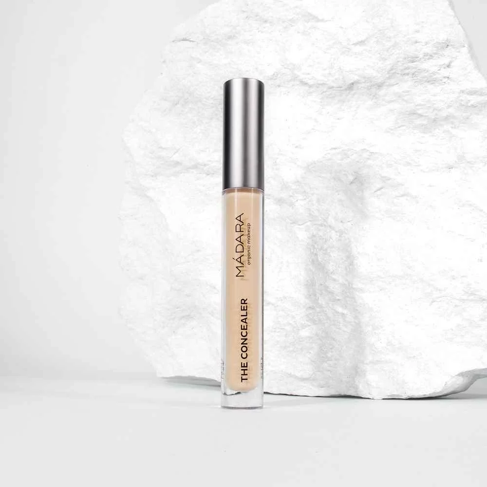 MÁDARA THE CONCEALER Rozjasňujúci korektor Honey 1×4 ml, prírodný korektor na tvár