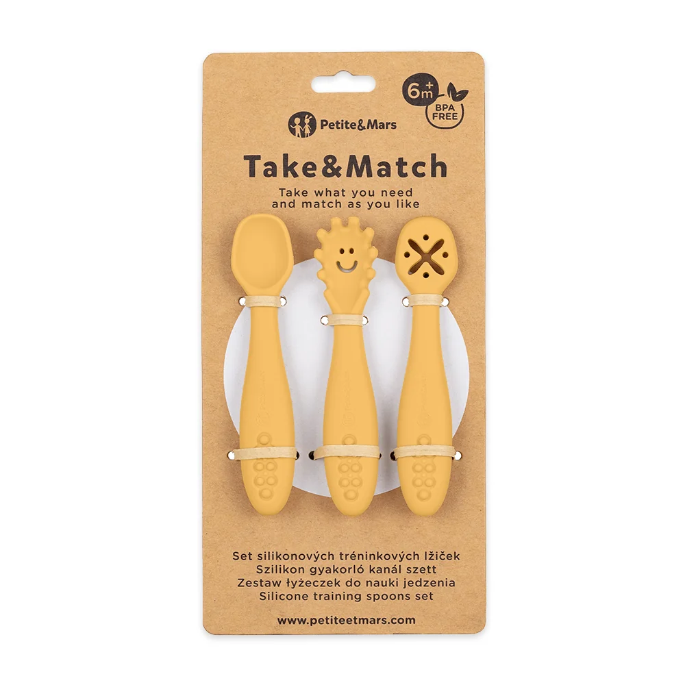 PETITE&MARS Set 3 ks silikónových tréningových lyžičiek Take&Match Intense Ochre 6m+ 1×3 ks, set silikónových tréningových lyžičiek