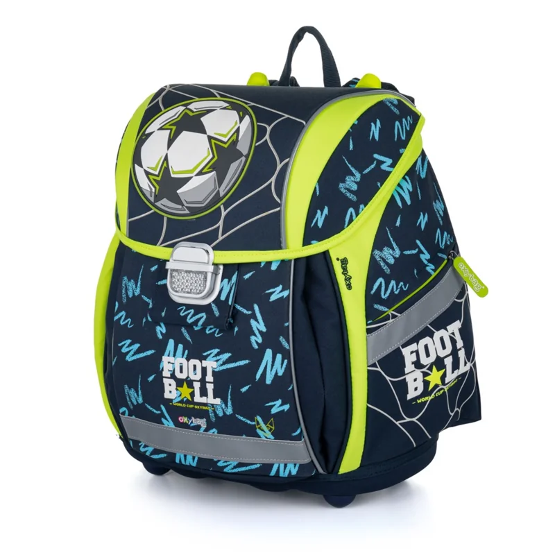 KARTON PP - Školský batoh PREMIUM LIGHT futbal 